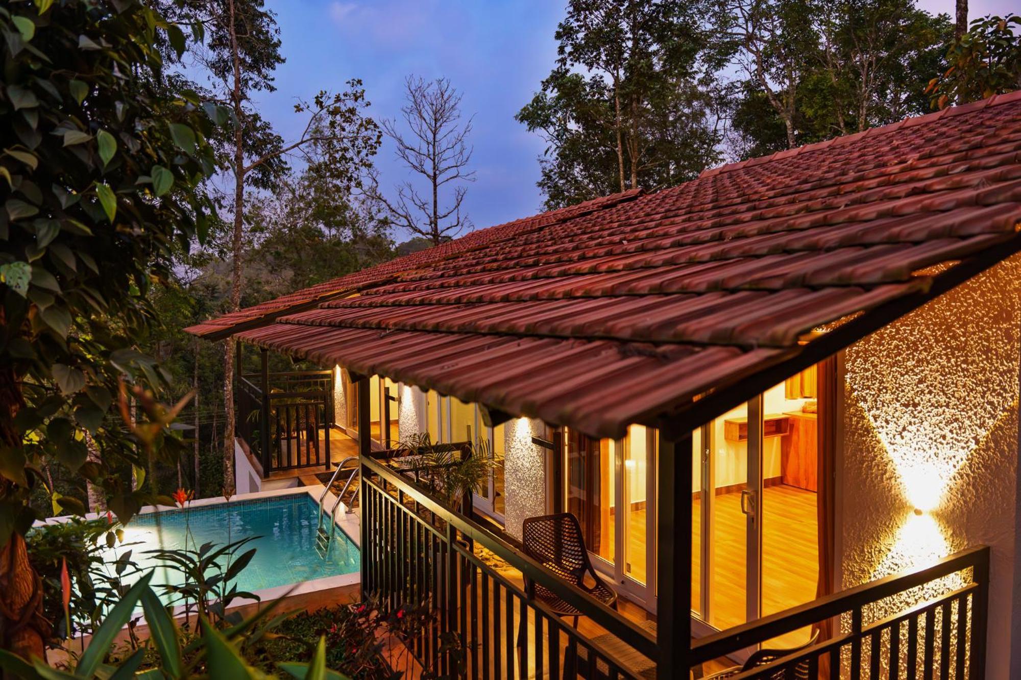 Tealawn Pool Villa, Мунар Екстериор снимка